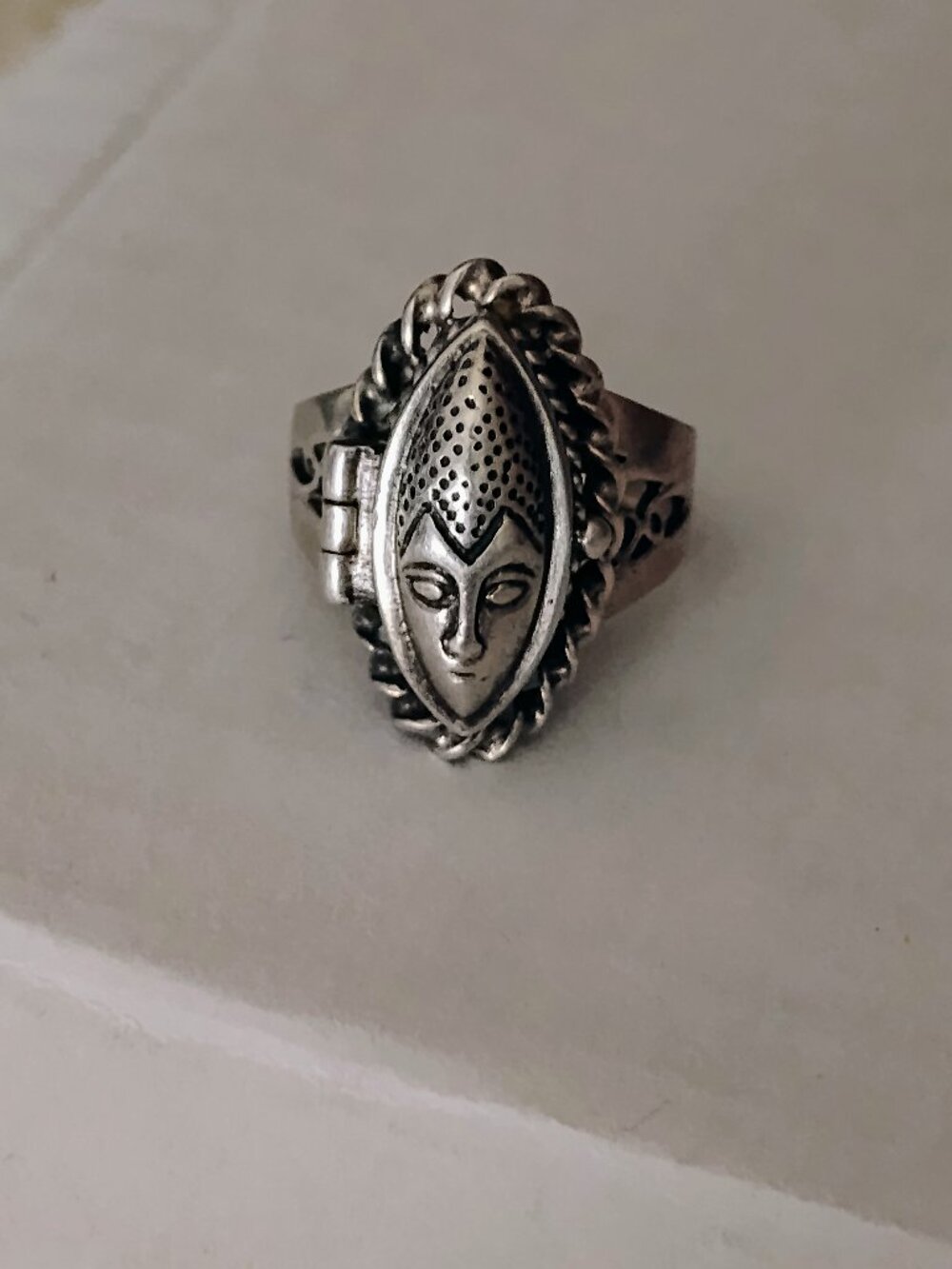 Sterling Silver Vintage/Antique Tribal Mask Poison Ring